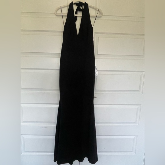 Dress The Population Camden Mermaid‎ Hem Maxi Evening Gown in Black - Picture 7 of 8